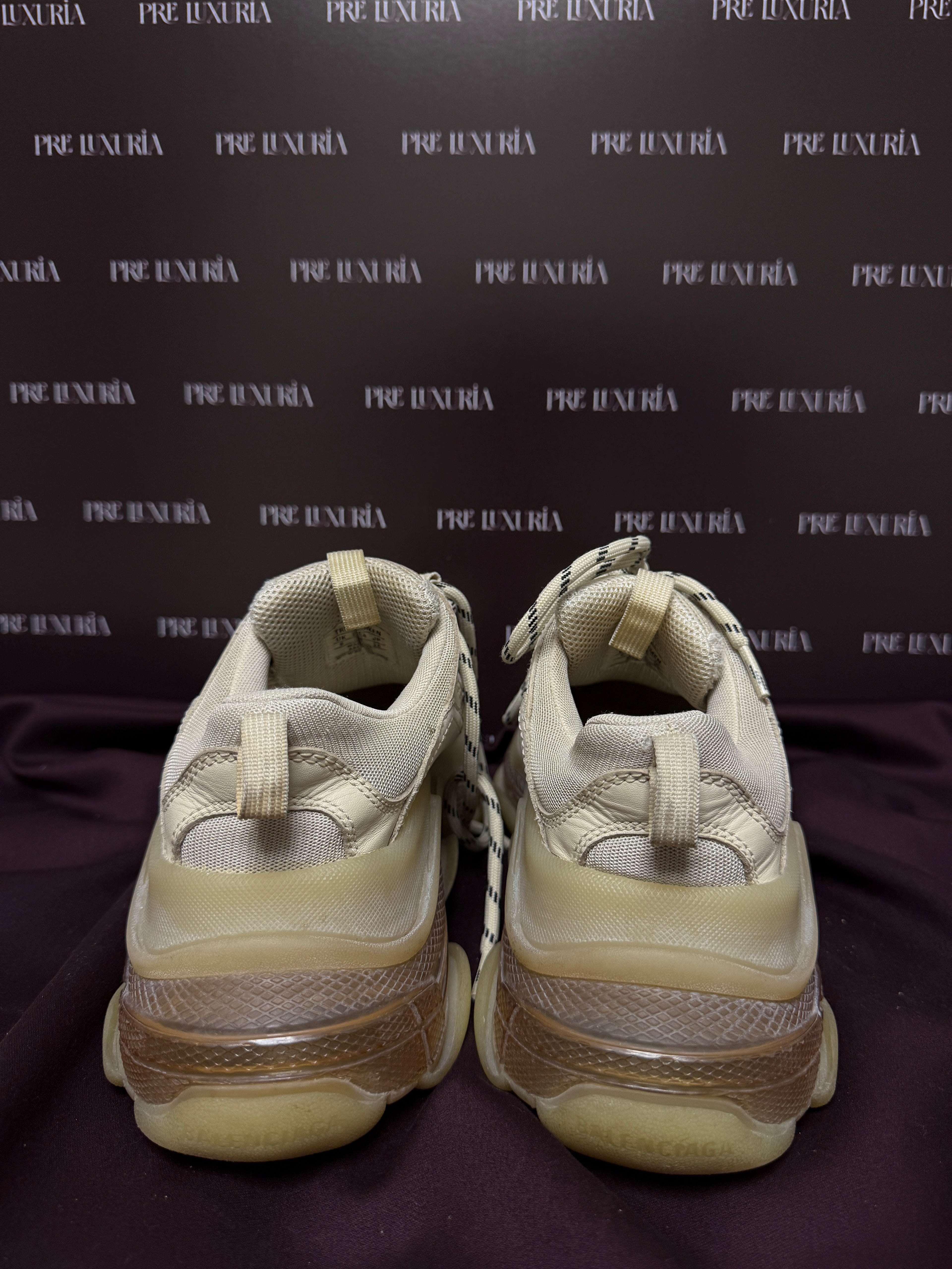 Balenciaga Triple S in Beige EU39