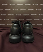 Alexander McQueen Oversized Sneaker in Black EU40