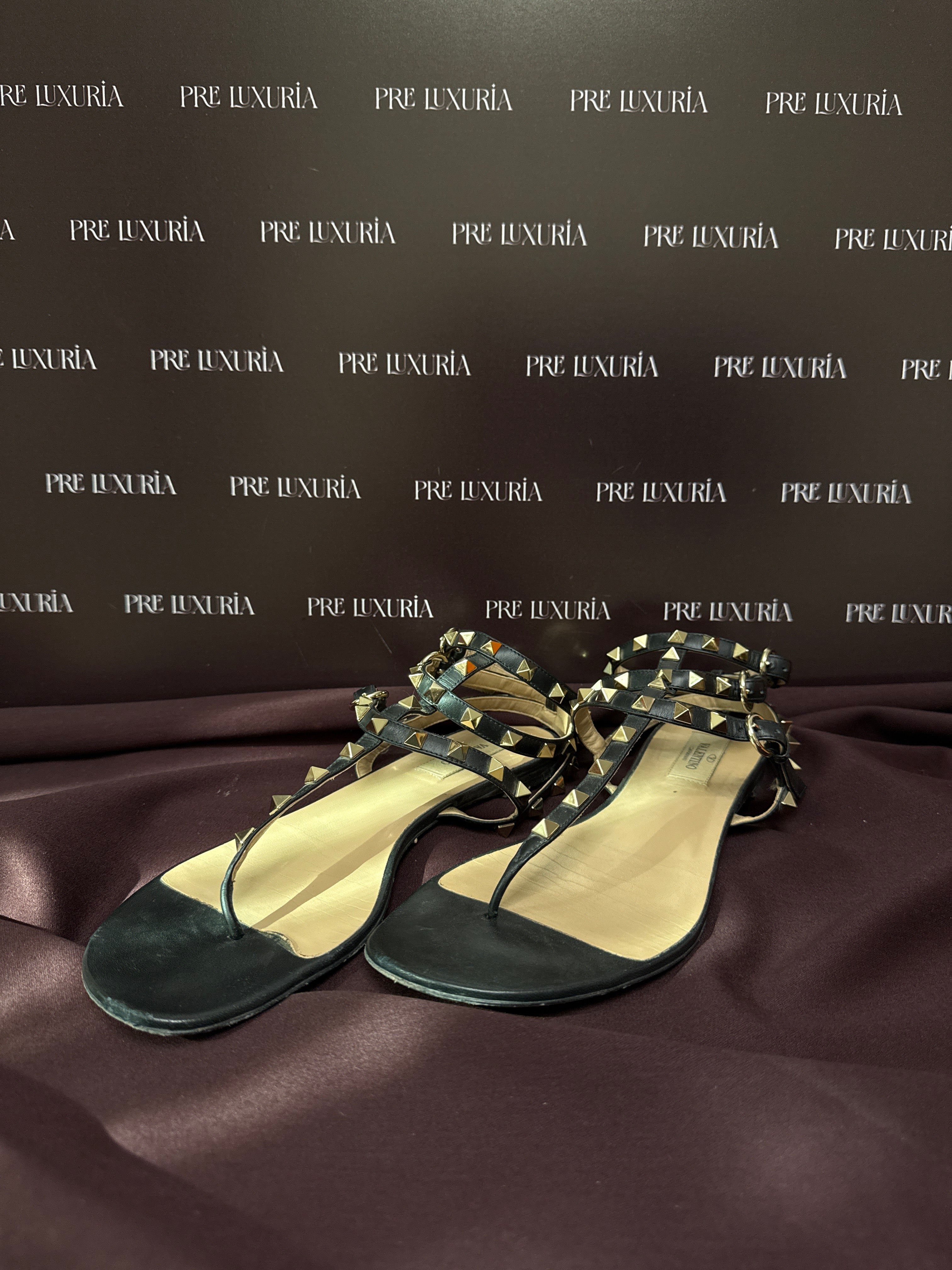 Valentino Garavani Rock-stud Caged Flat Sandals in Black EU39