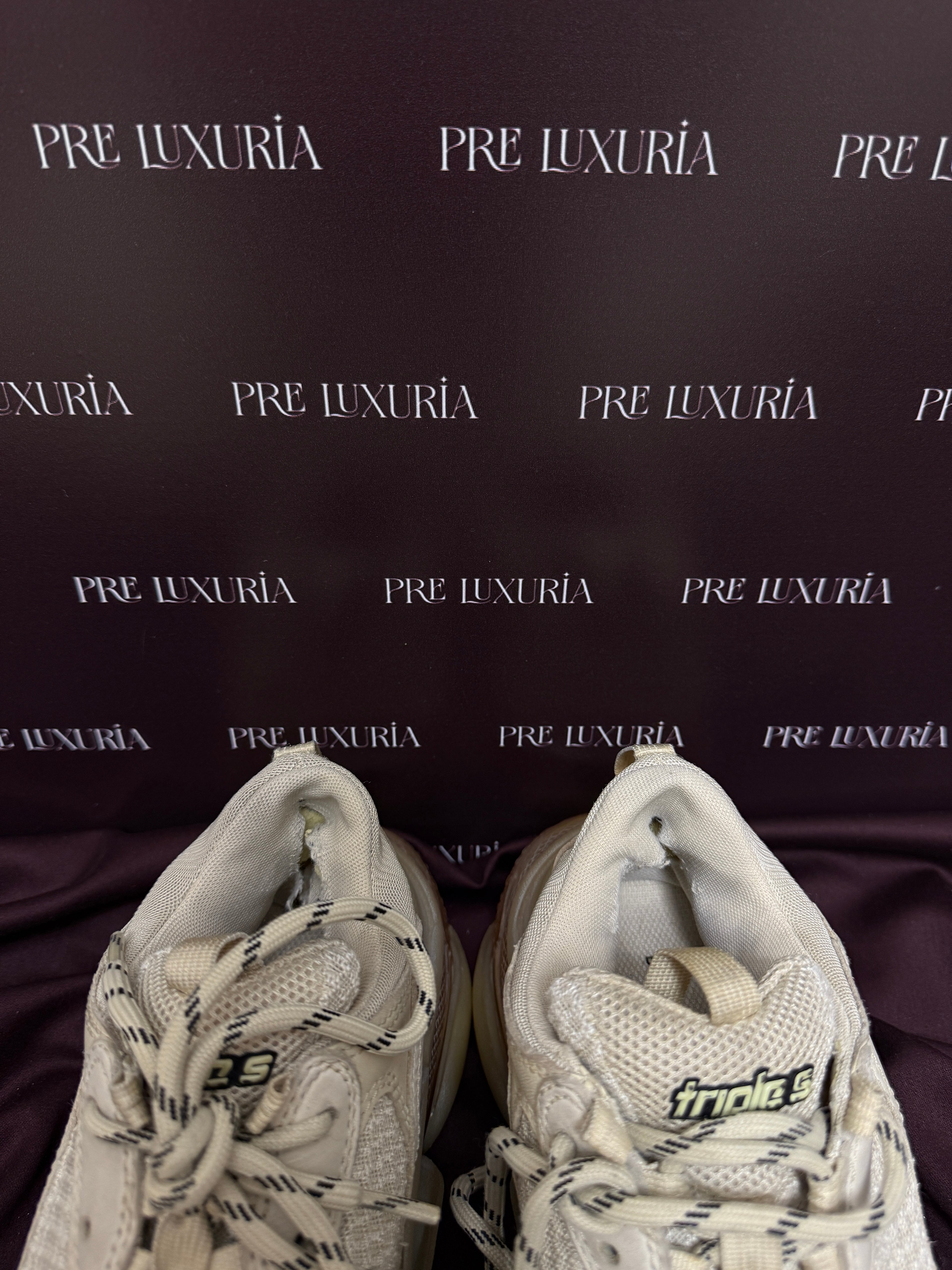 Balenciaga Triple S in Beige EU39